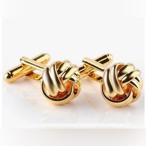 Gold Tone Knot Cuff Links